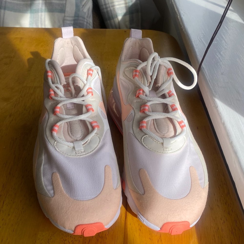 Size 8.5 Womens Nike React Training Running Everyday Sneakers (White Pink)